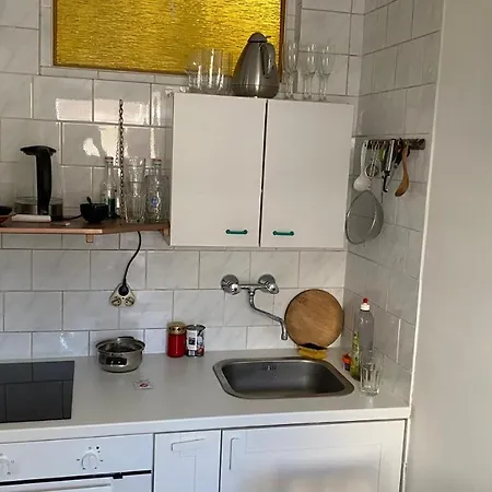 Lovely 1 Bedroom In The Great Location Of アパート *